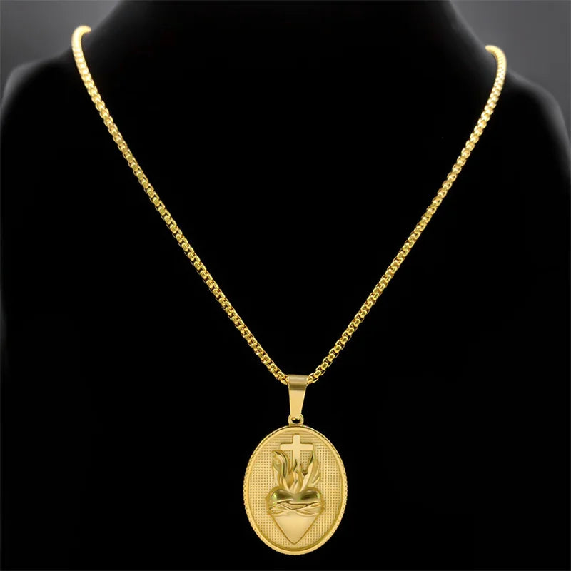 Colar Crucifixo Sagrado Coração de Jesus em Aço Inoxidável Dourado - Um Símbolo de Fé, Devoção e Proteção Para Acompanhar Você Todos os Dias!