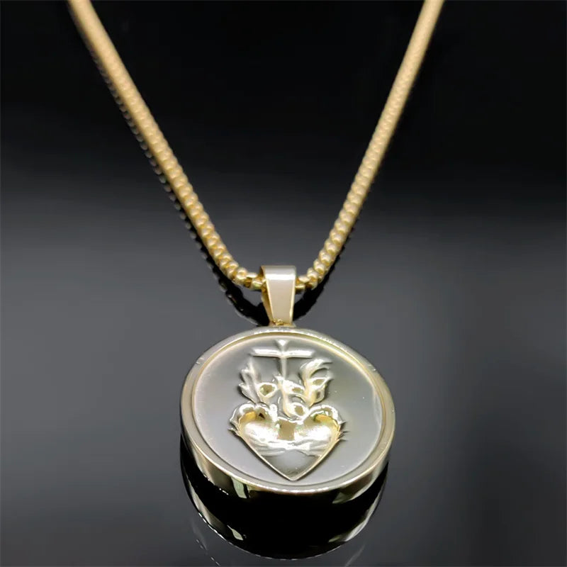 Colar Crucifixo Sagrado Coração de Jesus em Aço Inoxidável Dourado - Um Símbolo de Fé, Devoção e Proteção Para Acompanhar Você Todos os Dias!