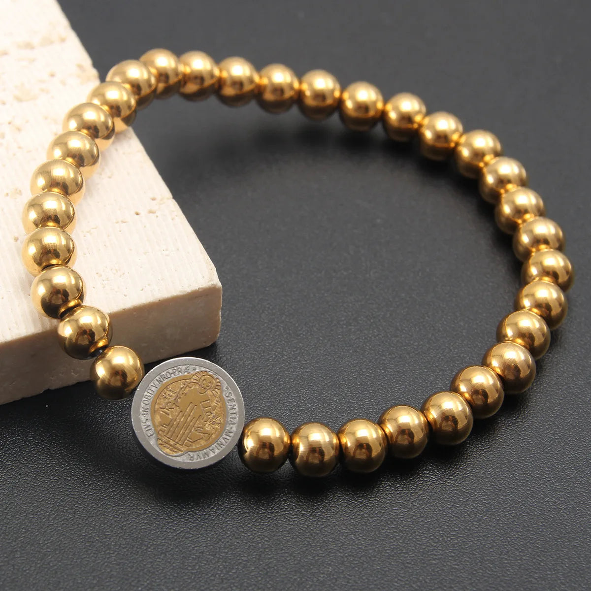 Pulseira Medalha de São Bento com Bolinhas em Aço Inoxidável - Use a Poderosa Medalha de São Bento em Todas as Ocasiões!