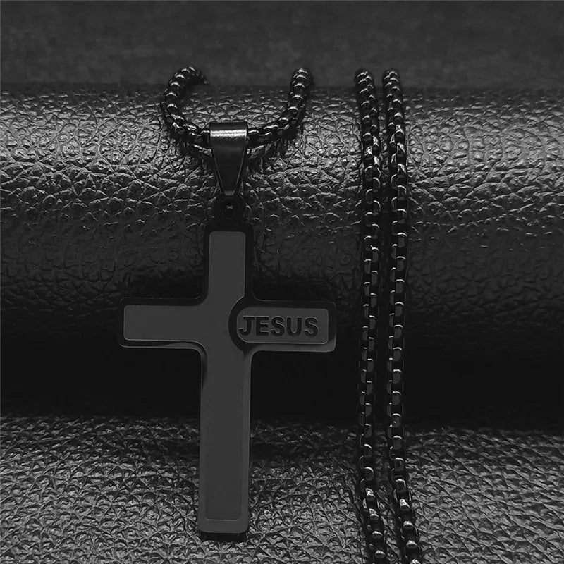 Colar Crucifixo em Aço Inoxidável Jesus - Sua Fé, Seu Escudo!