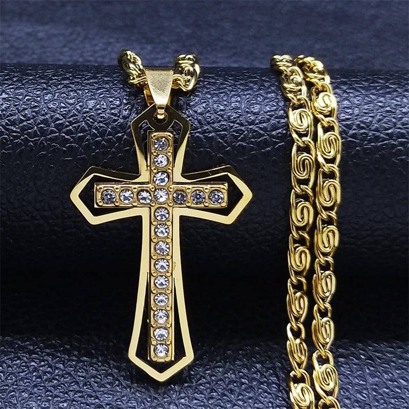 Colar Crucifixo Cruz com Detalhes Geométricos e Zircônia em Aço Inoxidável - Devoção e Elegância Que Inspiram!