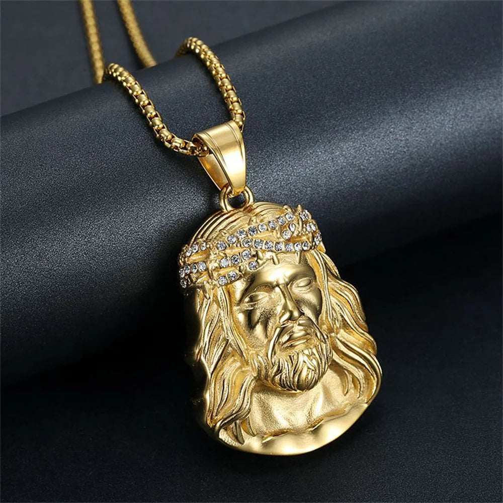 Colar Cabeça de Jesus Cravejado em Aço Inoxidável Dourado - Fé Que Brilha!