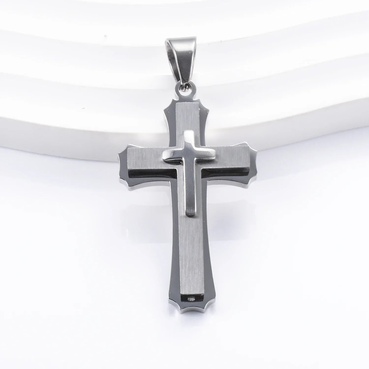 Pingente Cruz Laminada em Aço Inoxidável - Fé Inabalável!