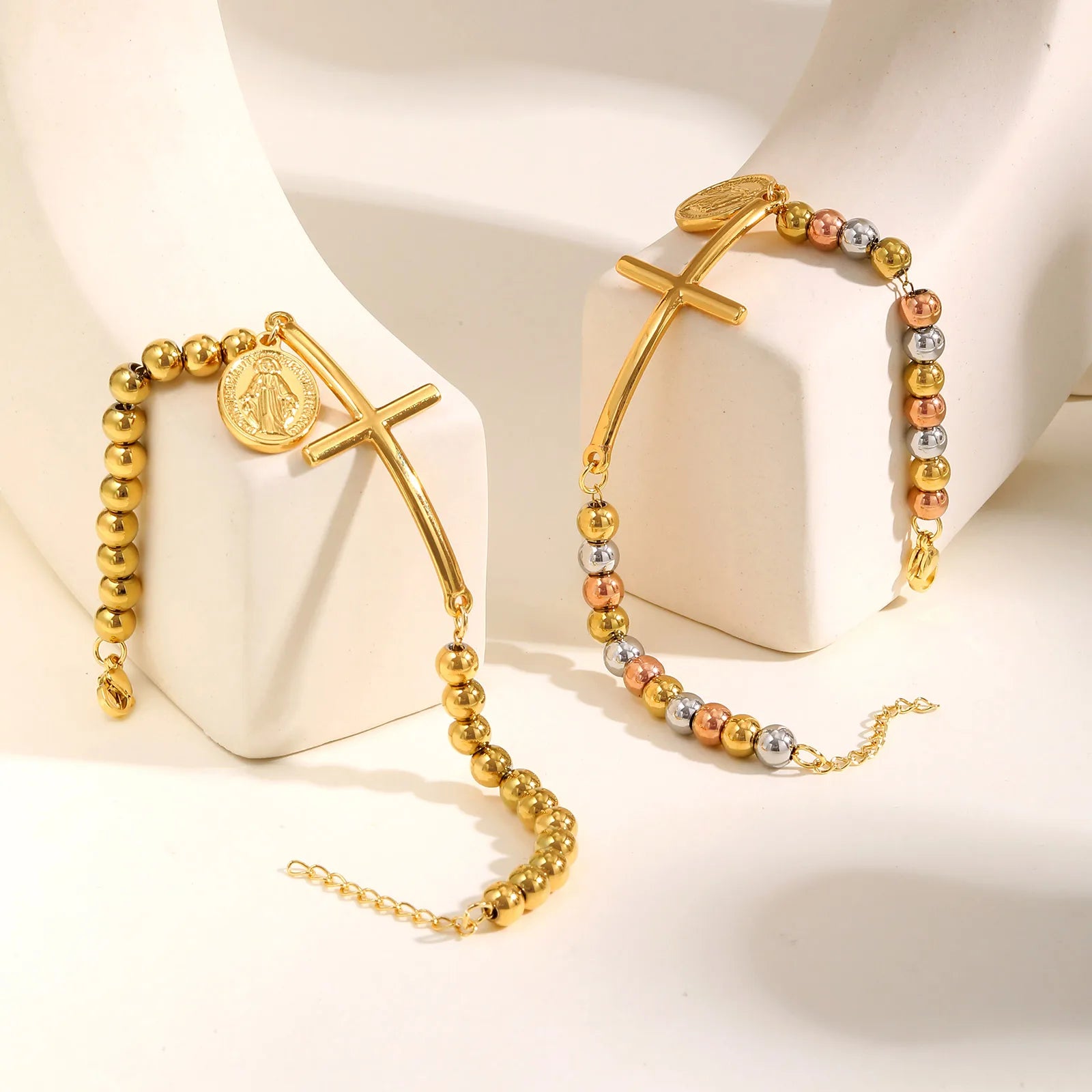 Pulseira São Bento com Contas Tricolores em Aço Inoxidável - Proteção em Cada Detalhe!