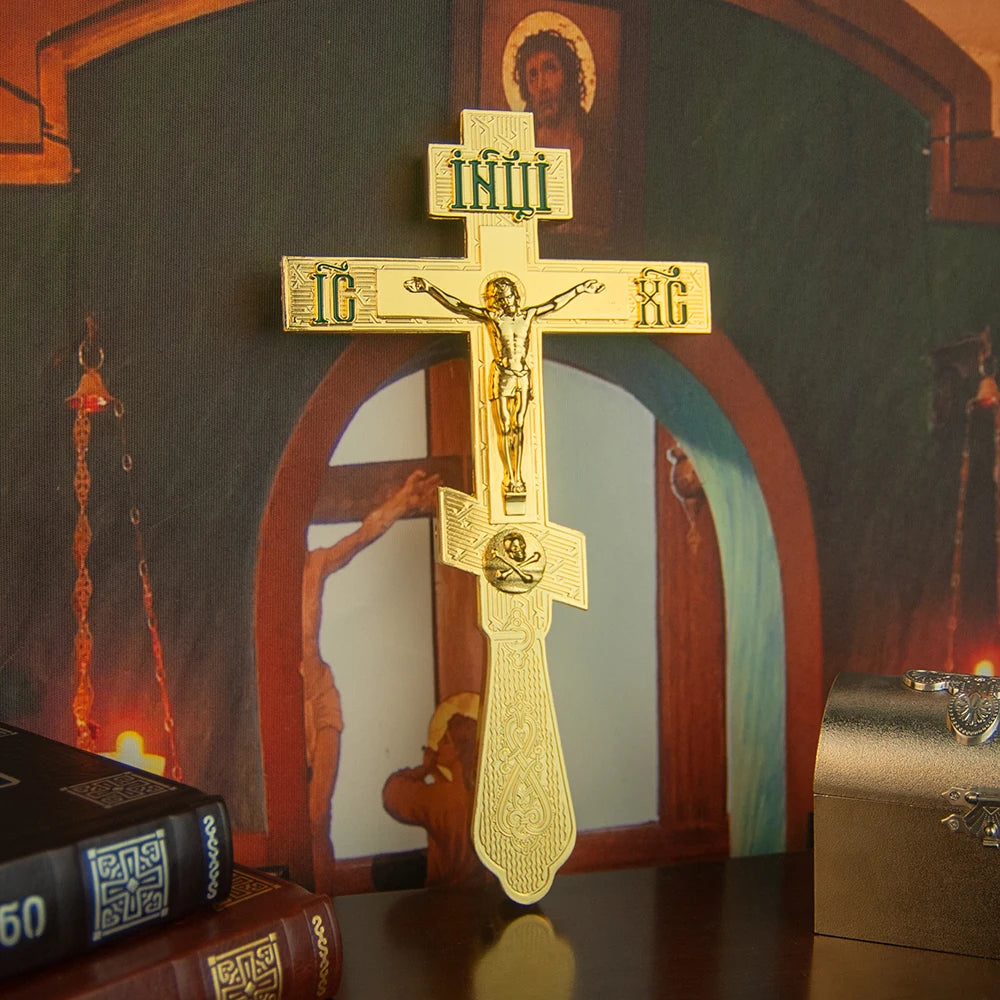 Crucifixo de Mesa com Jesus em Liga Metálica - Presente Religioso Personalizável