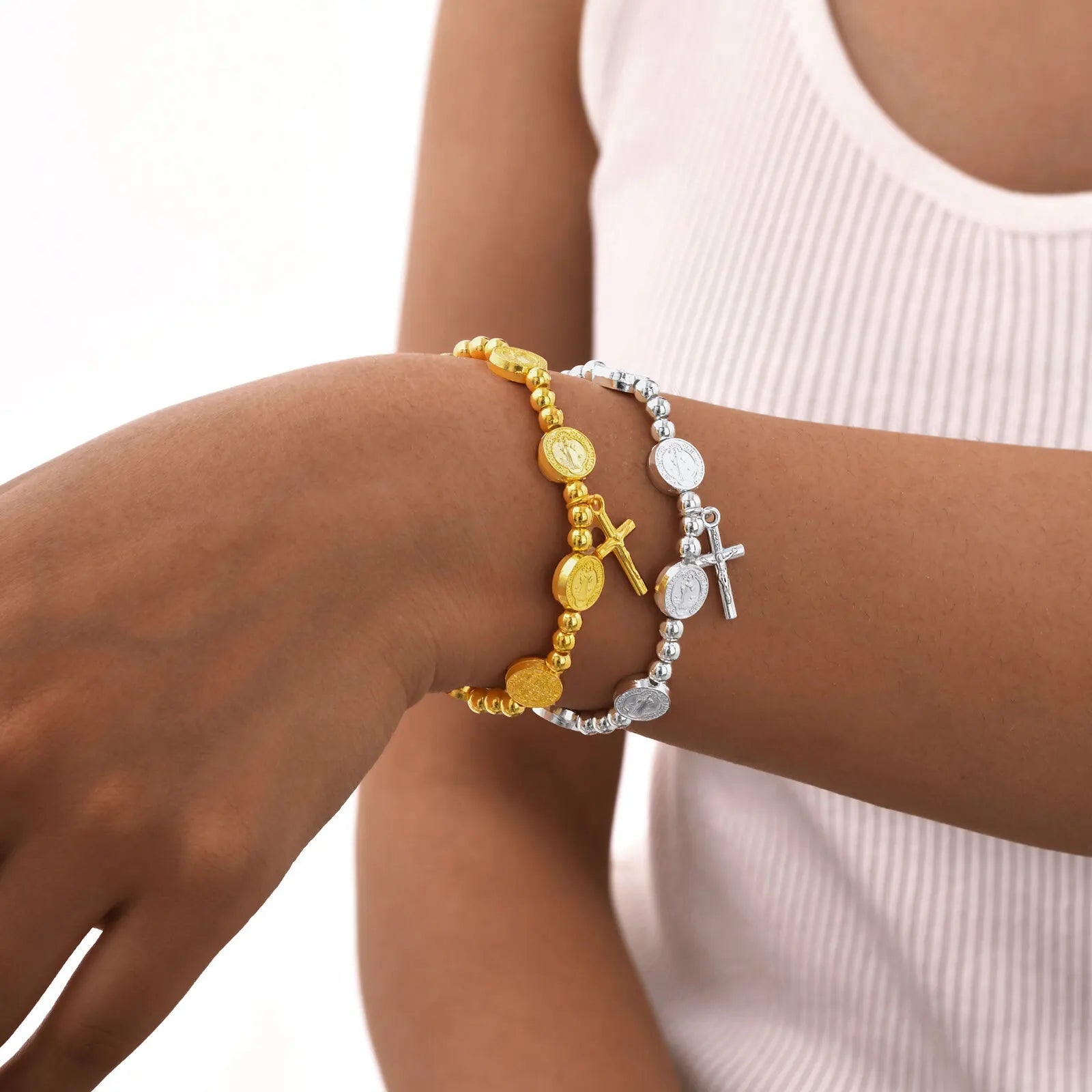 Pulseira Mini Terço Católico com Cruz e Contas Religiosas - Um Símbolo de Fé e Proteção No Seu Pulso!