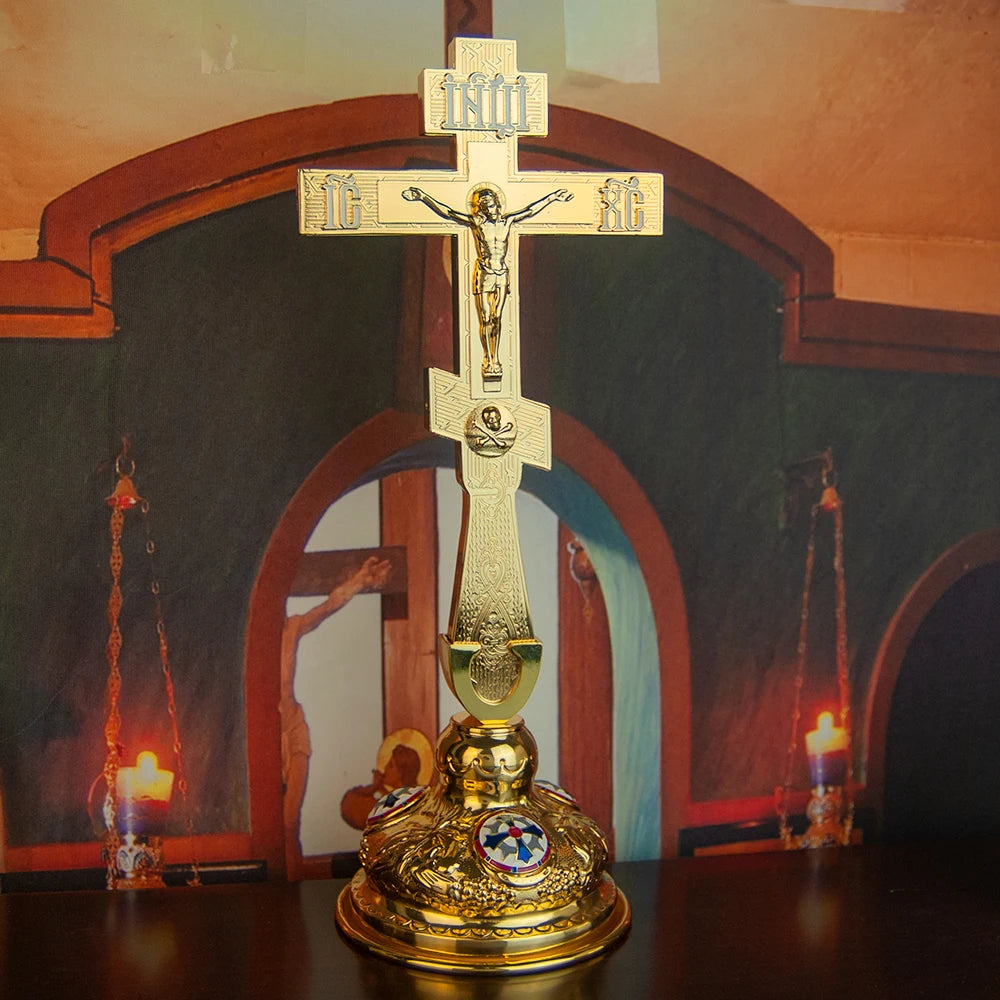 Crucifixo de Mesa com Jesus em Liga Metálica - Presente Religioso Personalizável